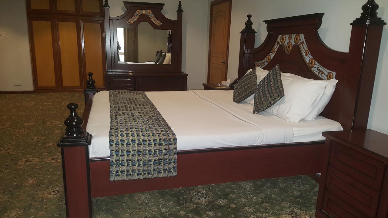 Phoenicia Hotel マナーマ エクステリア 写真